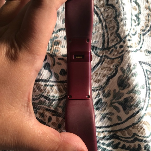 Fitbit - Picture 3 of 4